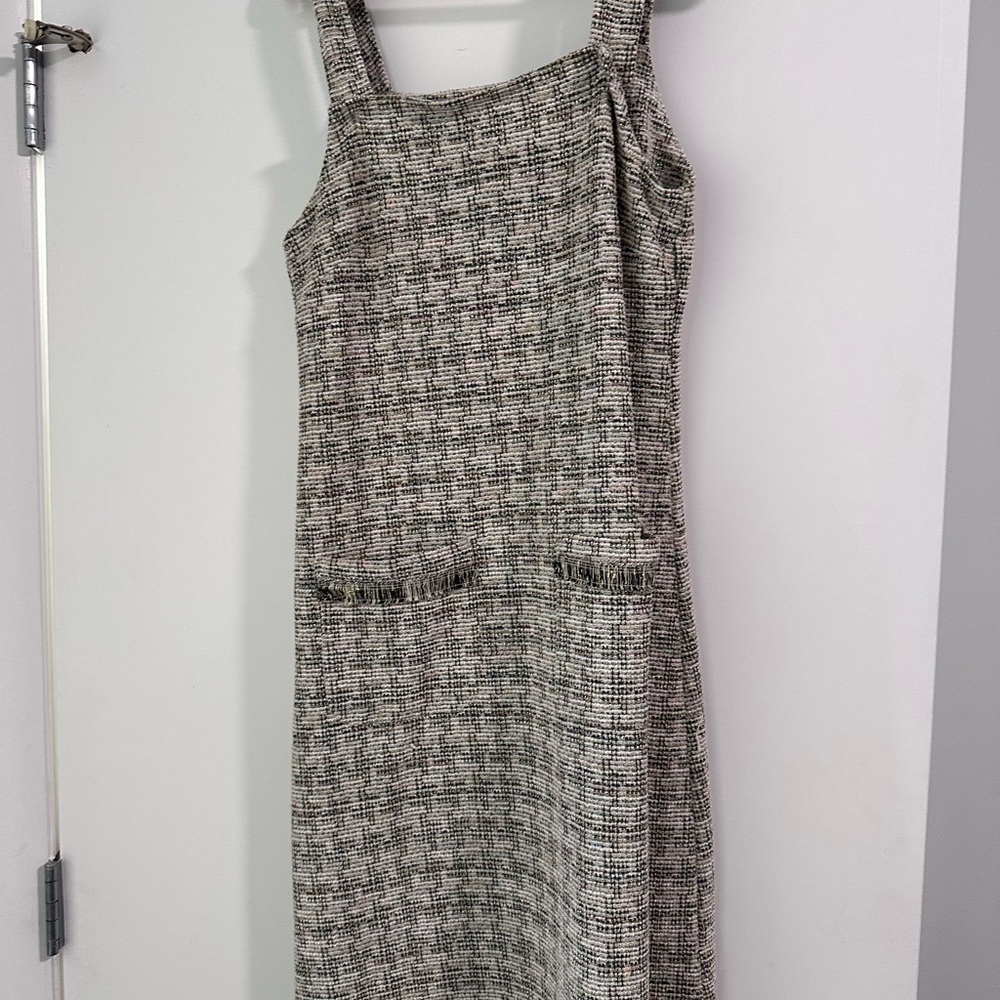 Chic Tweed Sleeveless Dress